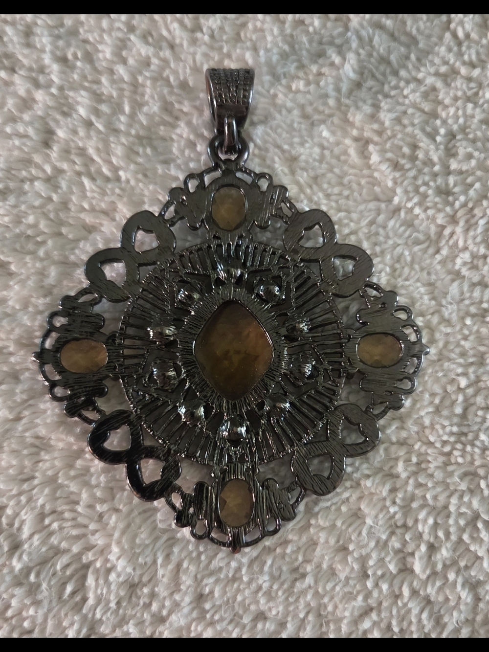 Vintage Gothic Gunmetal Filigree Statement Pendant – Smoky Topaz Amber Crystal - Picture 3 of 3